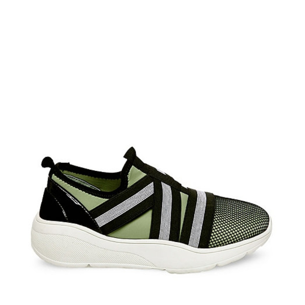 CHUNKY*STEVE MADDEN *CONQUER*SPORT*NEW!!IN STYLE*